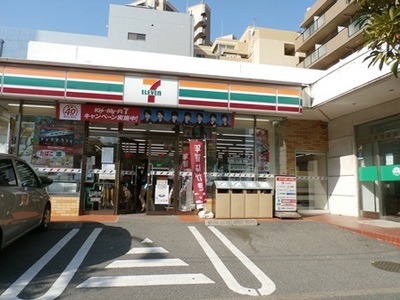 Convenience store. Seven-Eleven Takas 3-chome up (convenience store) 50m