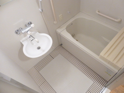 Bath. Add-fired ・ Bathroom dryer with bus