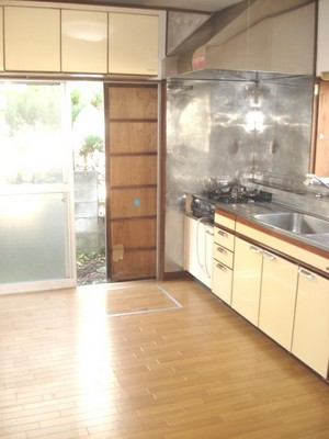 Kitchen. There is a useful under-floor storage in the kitchen