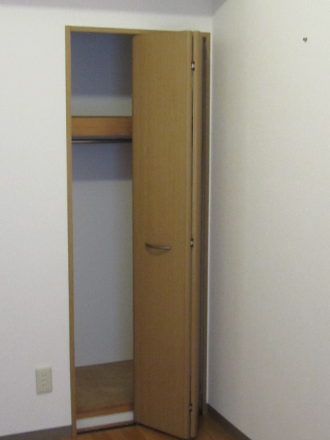 Other room space. Western-style (3) compartment