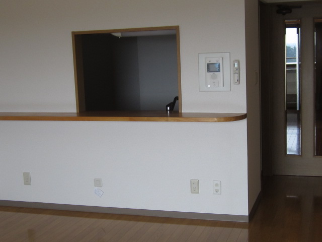 Living and room. 10.5 tatami LDK