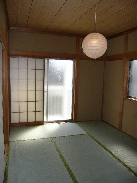 Living and room. Japanese-style room 6 quires