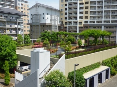 Other common areas. Beautifully designed courtyard