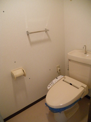 Toilet. Typical indoor photo. toilet, Easy-to-use is a good room in the bathroom by