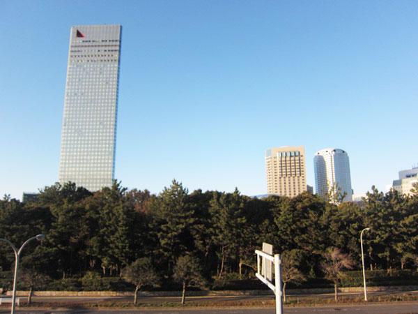 View photos from the dwelling unit. View from the north balcony. You can see buildings and hotels to be built found in green and Makuhari Shintoshin Hamazono.