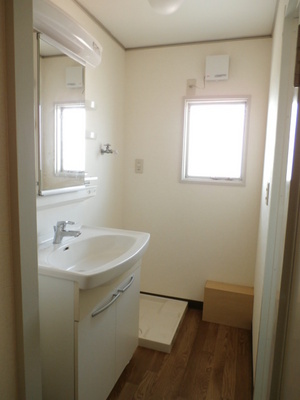 Washroom. Basin dressing room is recommended that a bright and clean feeling there is a window