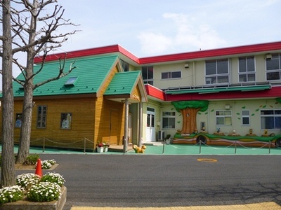 kindergarten ・ Nursery. Isobe white lily kindergarten (kindergarten ・ 550m to the nursery)