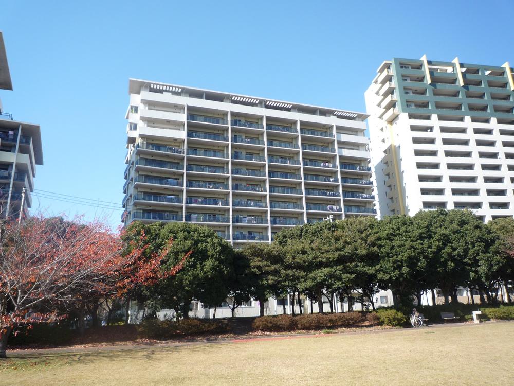 Local appearance photo. Located in one section facing the Hanamigawa green space