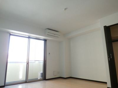 Living and room. It is recommended spacious 9.3 Pledge also one with a lot of luggage.