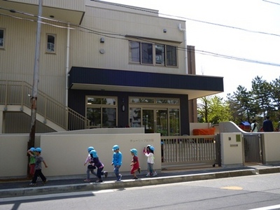 kindergarten ・ Nursery. Tulip nursery school (kindergarten ・ 580m to the nursery)