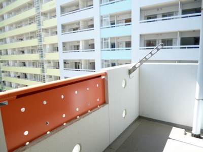 Balcony. Typical indoor photo. Southeast-facing balcony is good per yang. 