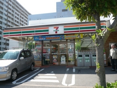 Convenience store. 7-11 Inagekaigan shop until the (convenience store) 420m