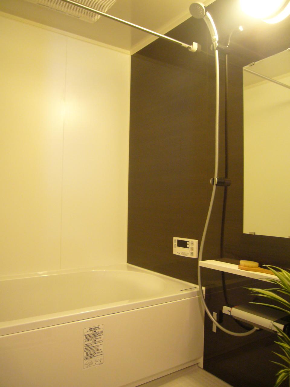 Bathroom. ◆ Bathroom (12 May 2013) Shooting