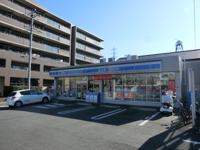 Convenience store. 140m until Lawson Chiba Nishitsuga store (convenience store)