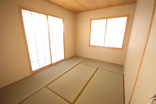 Non-living room. Japanese-style company construction cases