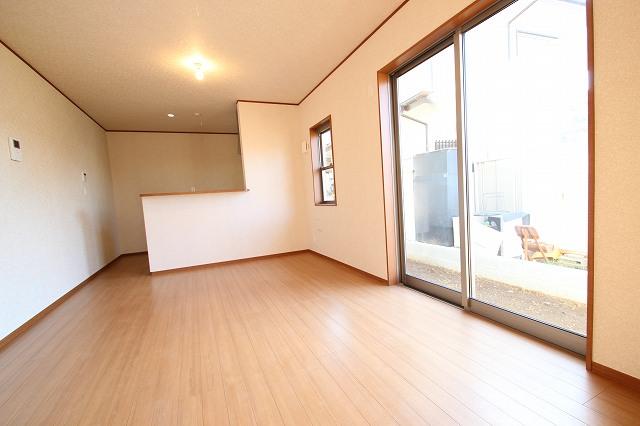 Living. Cradle Garden Wakamatsudai 9 Building