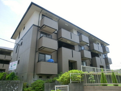 Building appearance. It is a popular Daiwa House construction