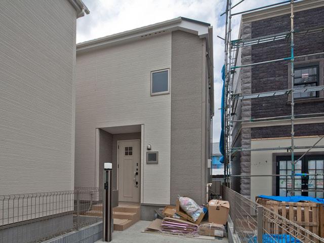 Local appearance photo