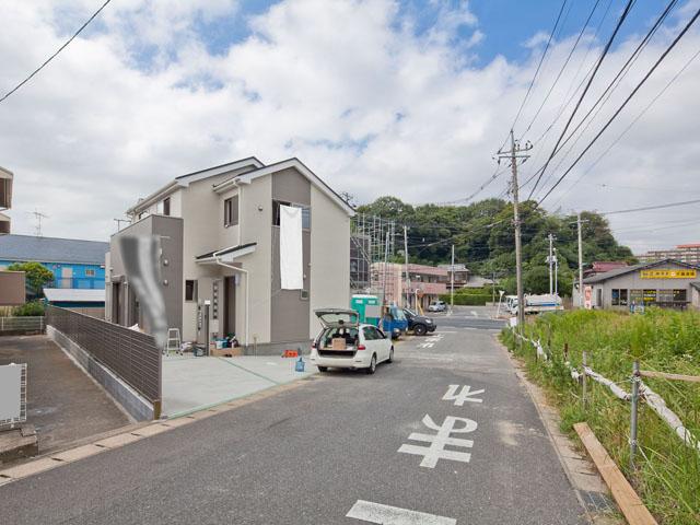 Local photos, including front road