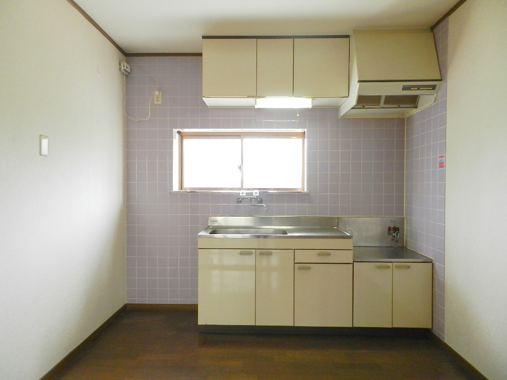 Living and room.  ※ Cleaning before