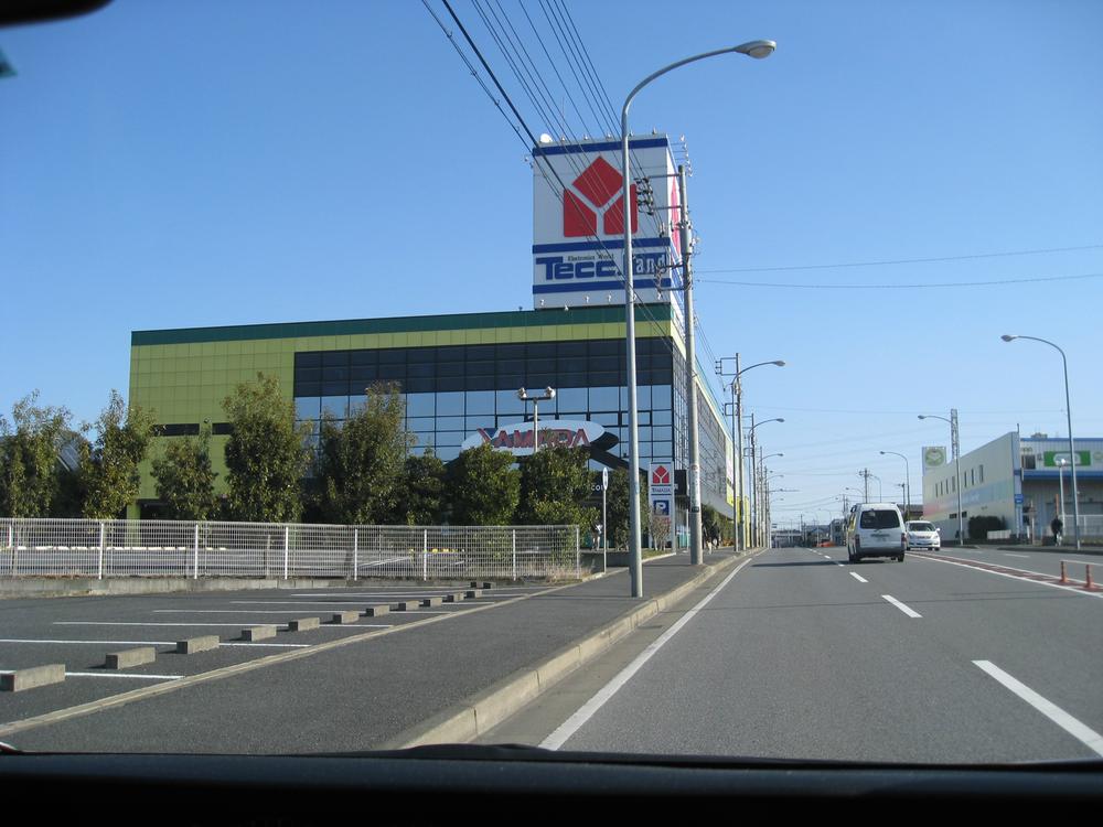Home center. To Yamada Denki 343m