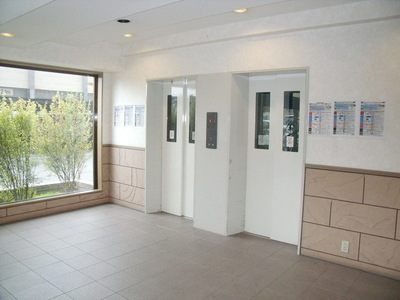 Other common areas. Elevator 2 groups