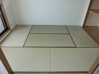 Other room space. There are Japanese-style room