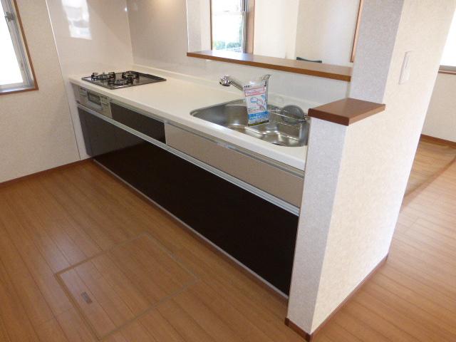 Kitchen. Local (12 May 2013) shooting 1 Building