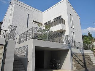 Local appearance photo. Bright Sekisui House, construction of the building that is wrapped in plenty of sunlight.