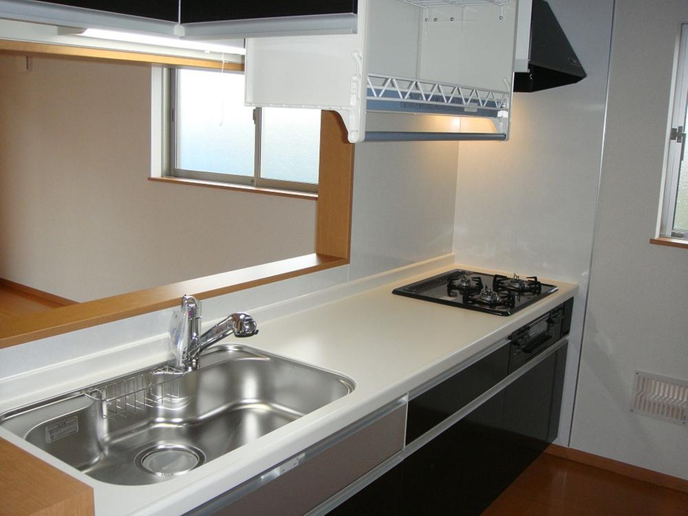 Kitchen. Same specifications construction cases