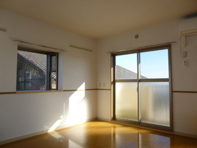 Living and room. It is bright with bay window LDK.