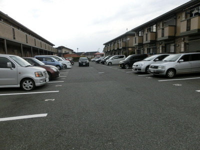 Parking lot. There is parking on site.