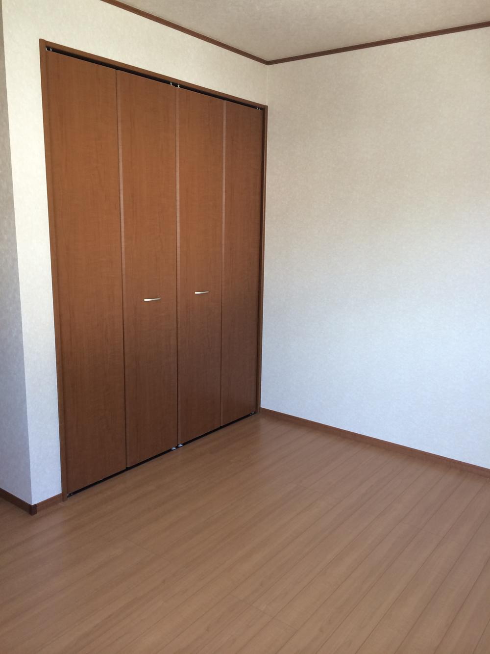 Non-living room. Example of construction