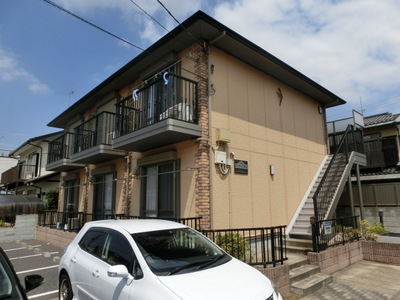 Building appearance. Location of a 9-minute walk from Chishirodai Station