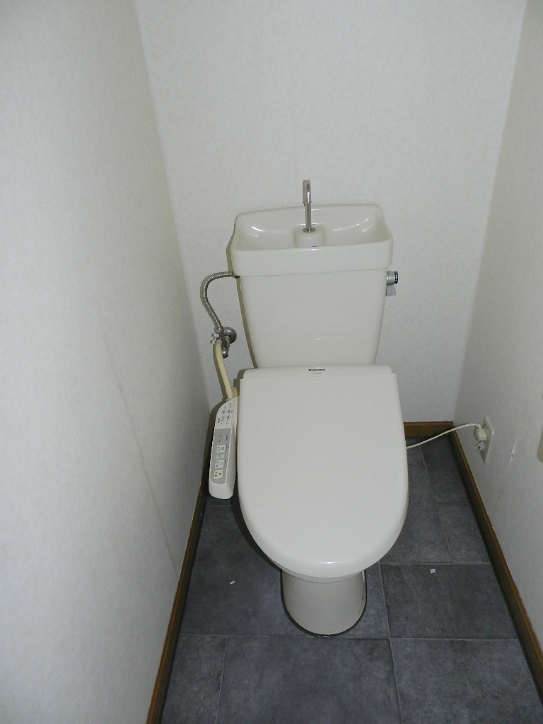 Toilet.  ※ Cleaning before