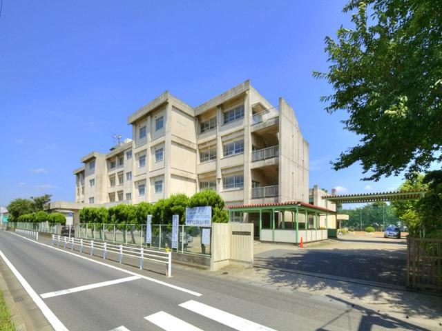 Primary school. Chiba Municipal Wakamatsudai 200m up to elementary school