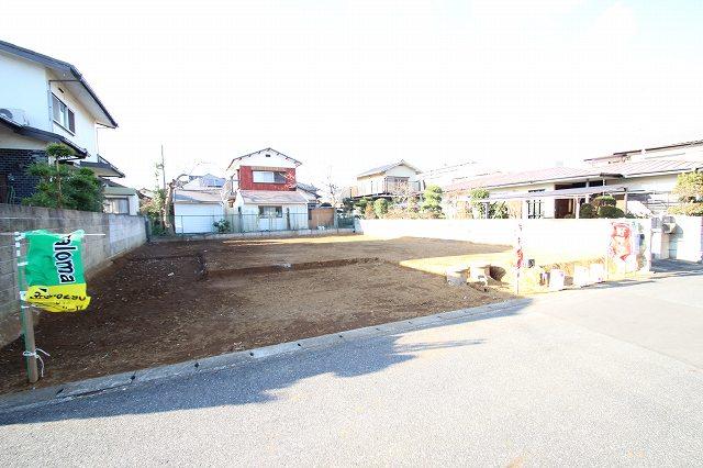 Local appearance photo. Local (12 May 2013) Shooting