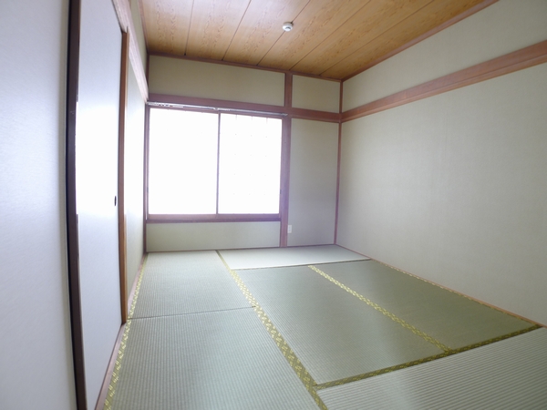 Other room space. Photo: 203, Room