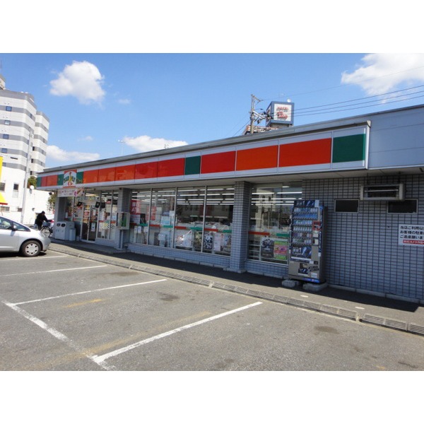 Convenience store. Thanks Anagawa Inter store up (convenience store) 167m