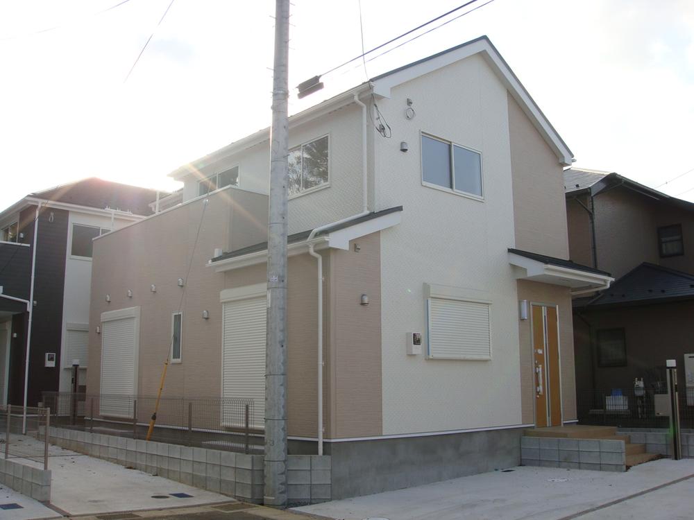 Local appearance photo. 6 Building Local (11 May 2013) Shooting