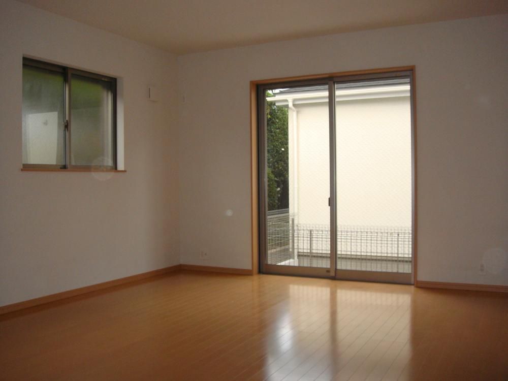 Living. 9 Building Local (11 May 2013) Shooting