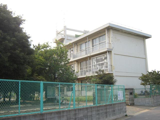 Primary school. Oguradai 700m up to elementary school Oguradai elementary school