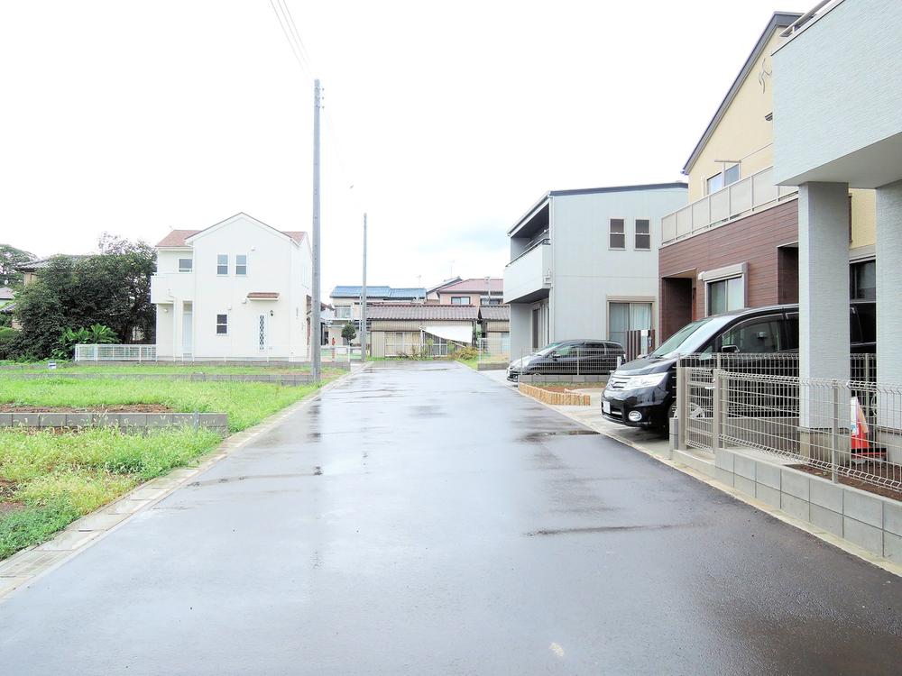 Local photos, including front road