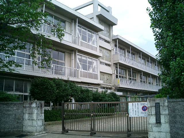 Primary school. 500m to the Chiba Municipal Ogura Elementary School (elementary school)