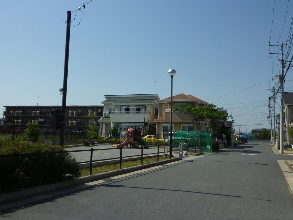 Sale already cityscape photo. Sale already the city average (subdivision within the park)