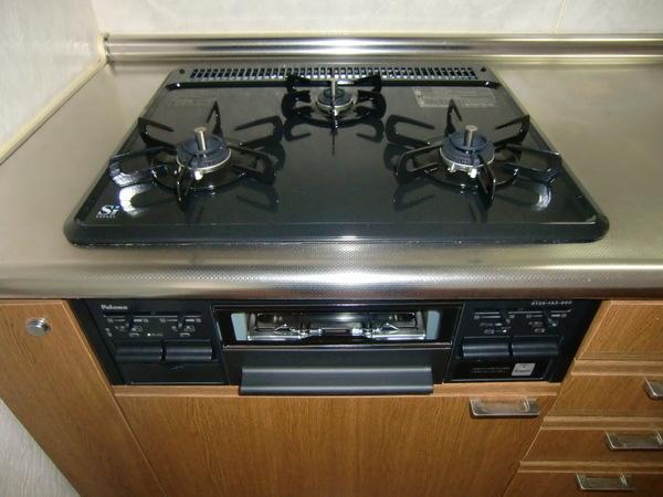 Other. 3-neck gas stove