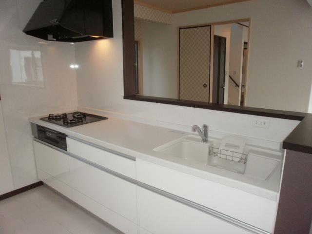 Same specifications photo (kitchen). Example of construction (kitchen)