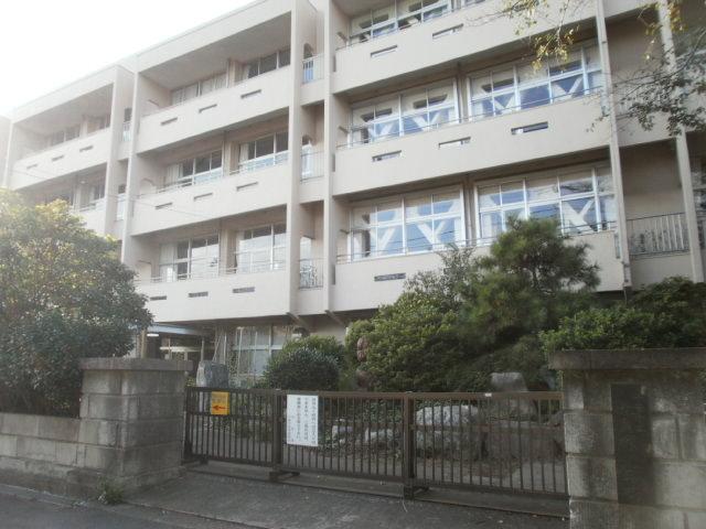 Primary school. 941m to Chiba City Tatsukita Kaizuka Elementary School