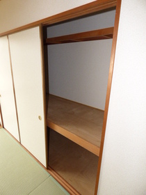 Other. There are storage ☆ 