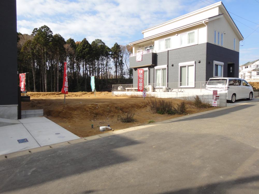 Local land photo.  [Local Photos]  Convenient and quiet residential area near the train station